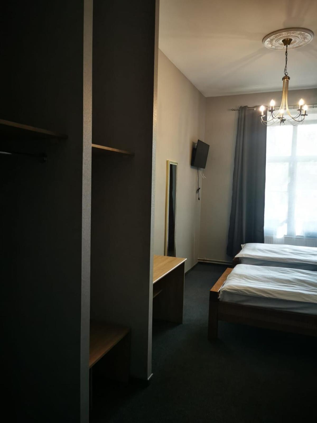 Hotel Karklu Muiza Єлгава Екстер'єр фото