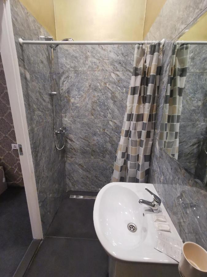 Hotel Karklu Muiza Єлгава Екстер'єр фото