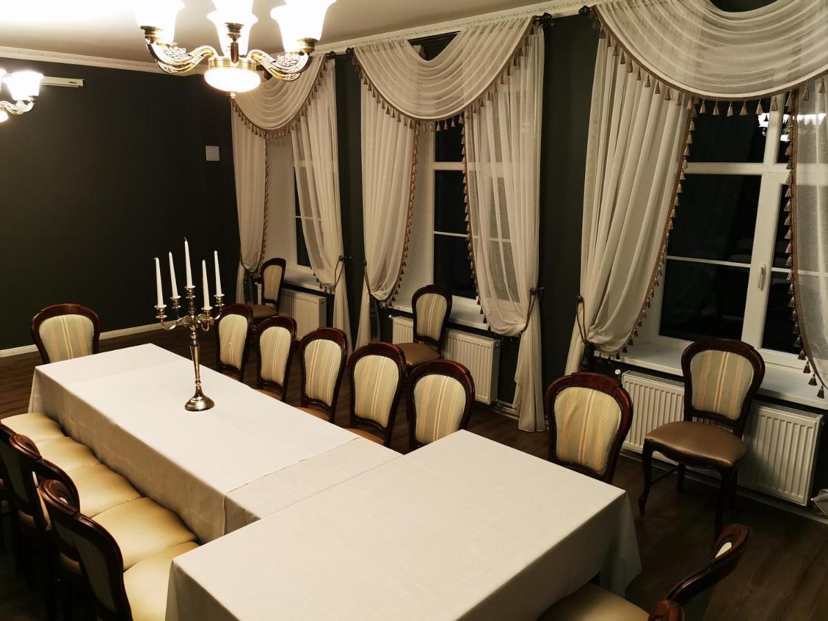 Hotel Karklu Muiza Єлгава Екстер'єр фото