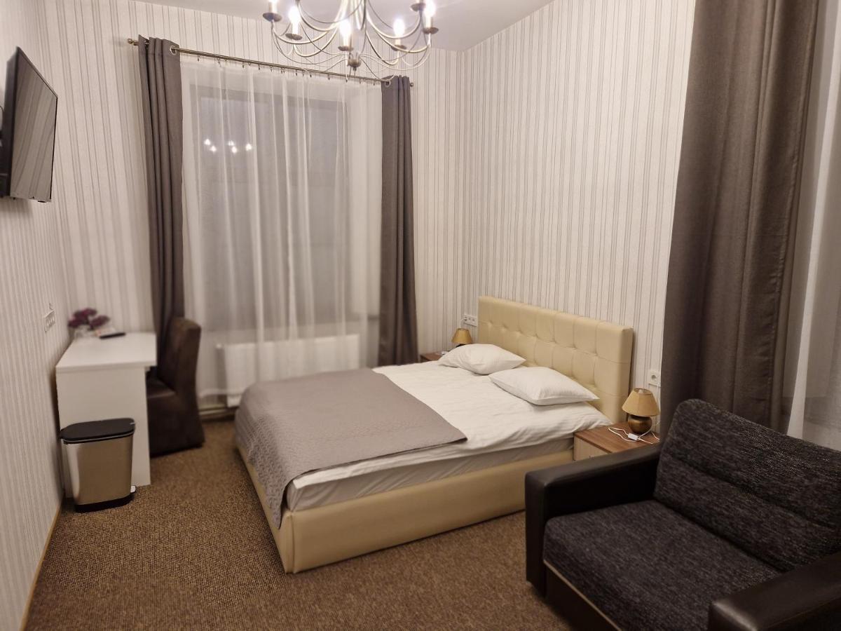 Hotel Karklu Muiza Єлгава Екстер'єр фото