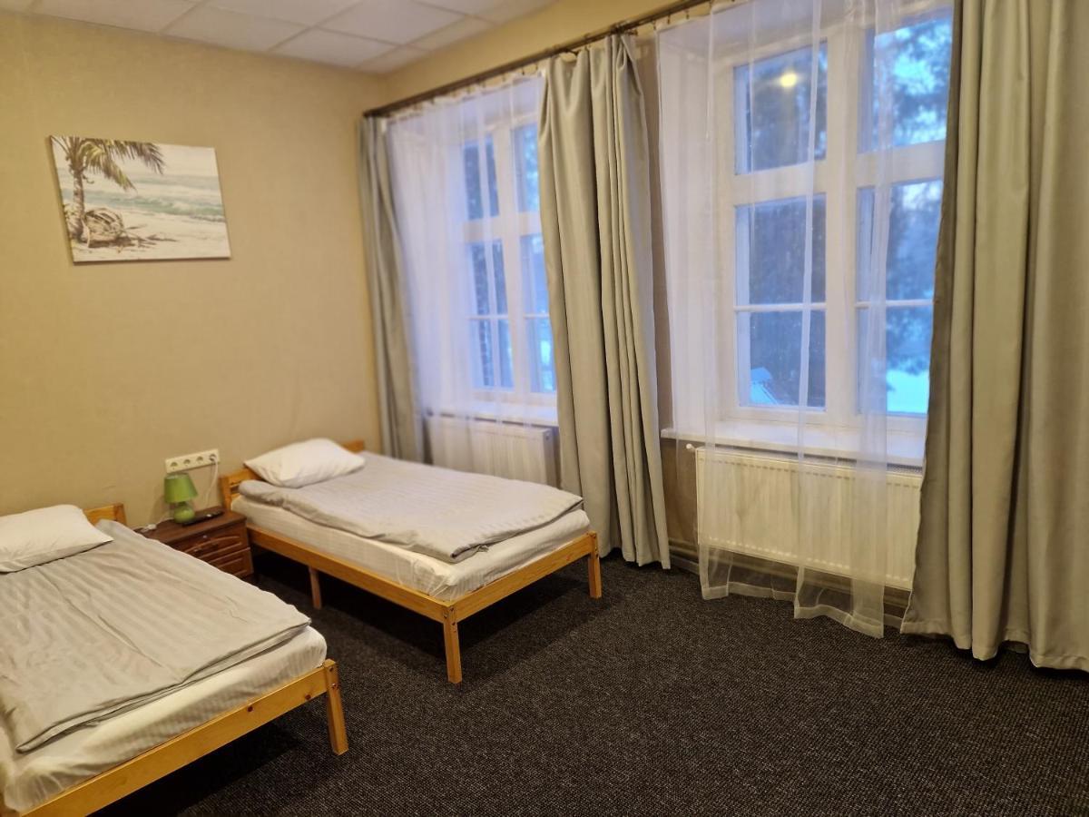 Hotel Karklu Muiza Єлгава Екстер'єр фото