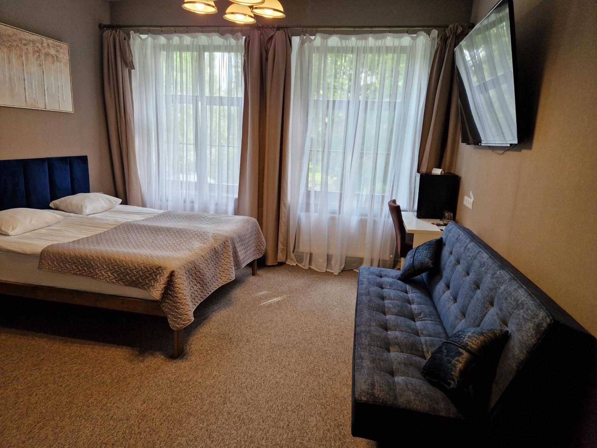 Hotel Karklu Muiza Єлгава Екстер'єр фото